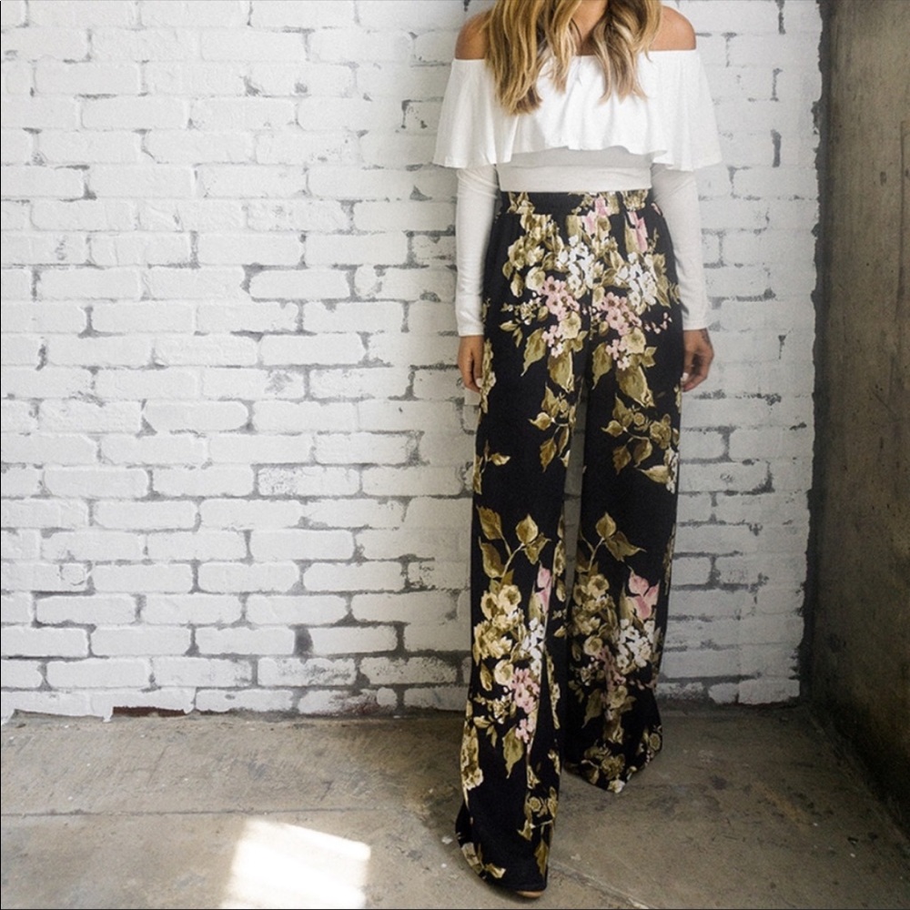 Sadie & Sage High-Waisted Floral Pants
